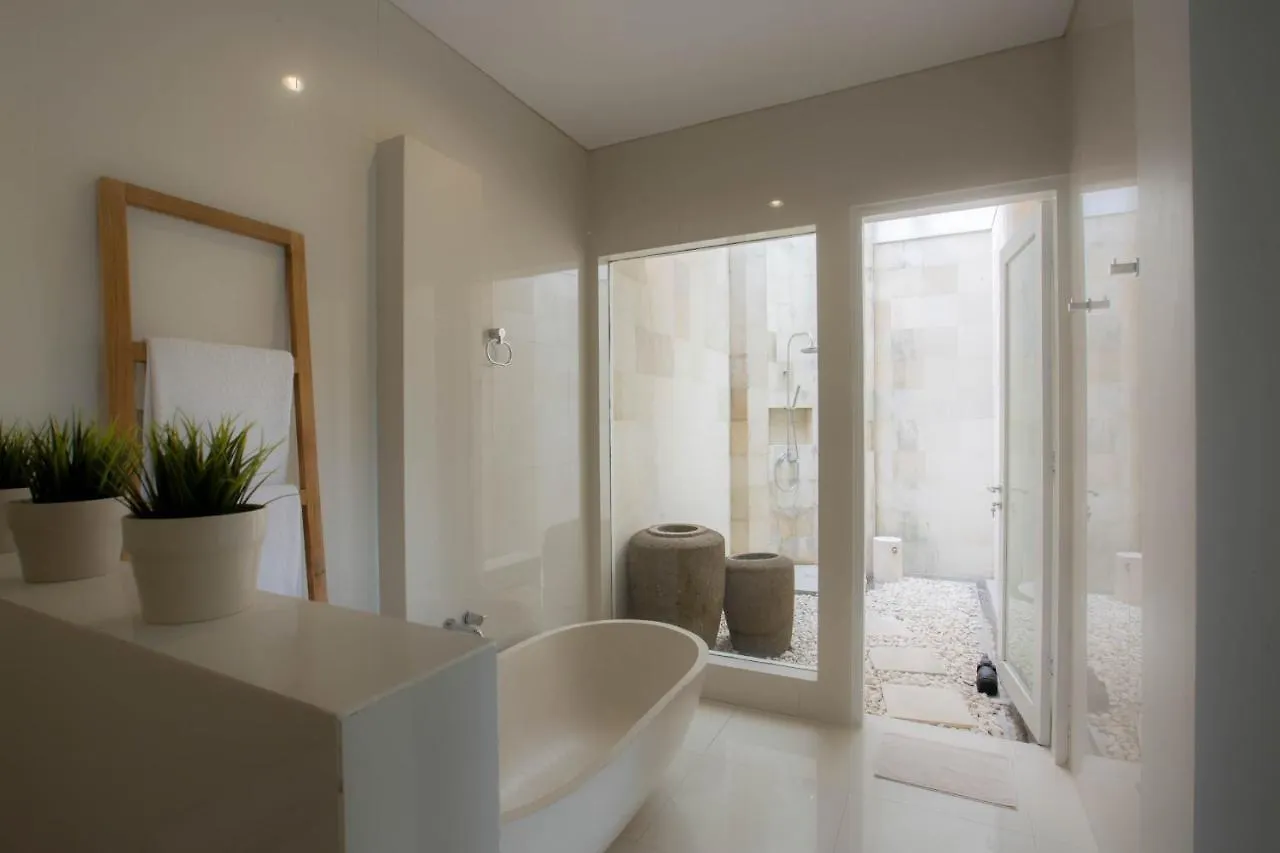 Mahasari Villa Seminyak  0*, Seminyak (Bali)